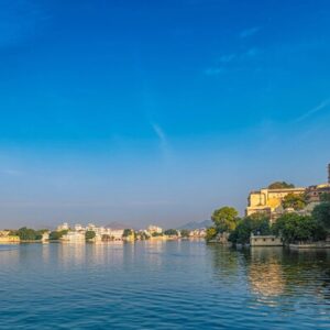 Royal Hills & Lakes: Udaipur with Mount Abu